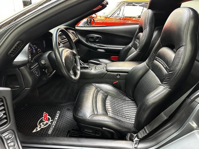 2004 Chevrolet Corvette