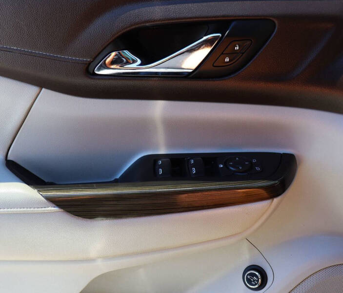 2020 GMC Acadia SLT