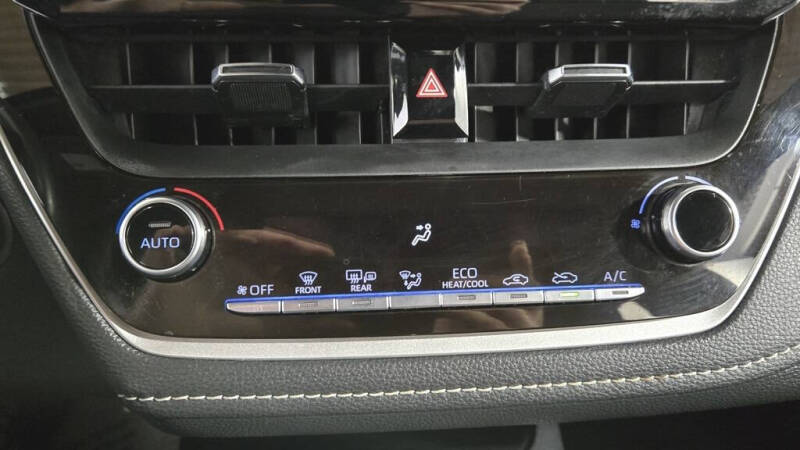 2019 Toyota Corolla Hatchback SE