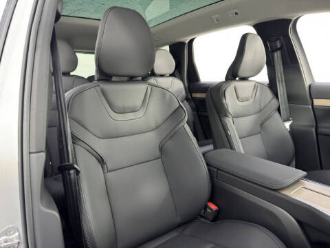 2025 Volvo EX90 Twin Plus 7P