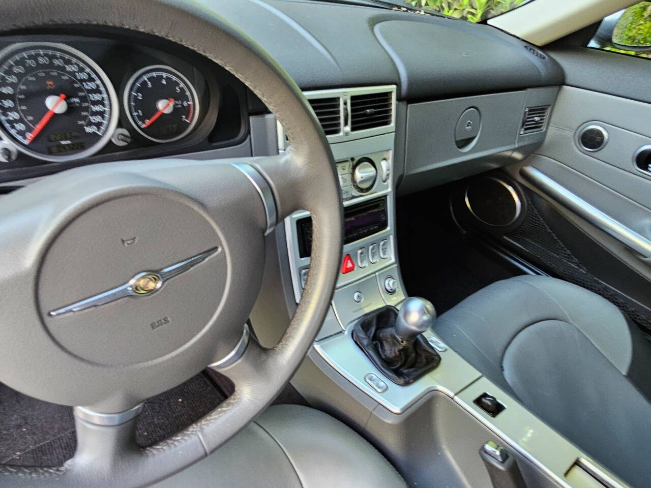 2005 Chrysler Crossfire 36