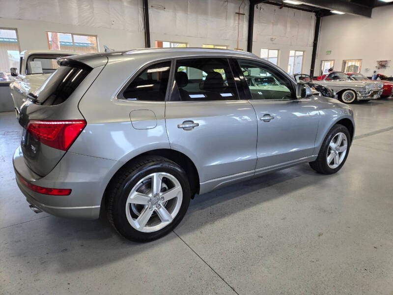 2011 Audi Q5 2.0T quattro Premium Plus