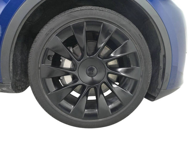 2024 Tesla Model Y Long Range