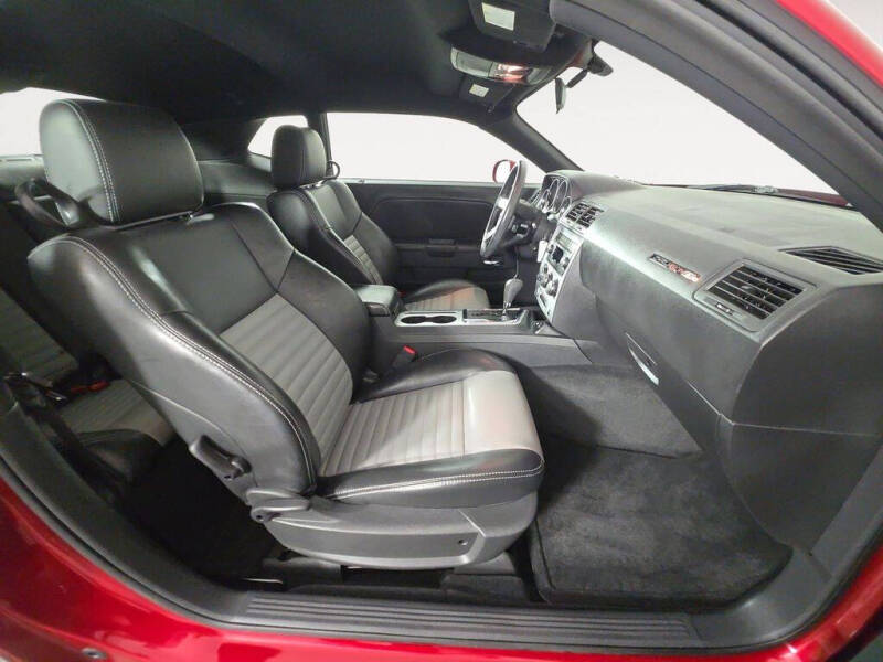 2009 Dodge Challenger SE