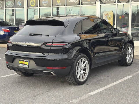 2017 Porsche Macan