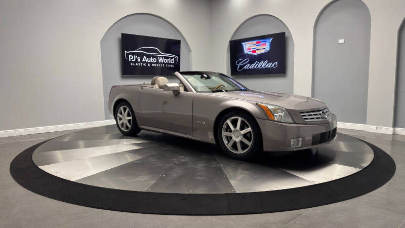 2004 Cadillac XLR
