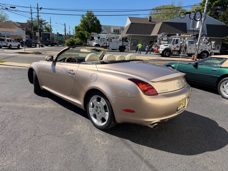 2004 Lexus SC 430