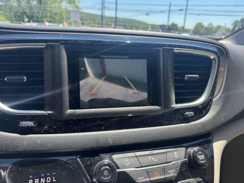 2019 Chrysler Pacifica Touring L 35th Anniversary