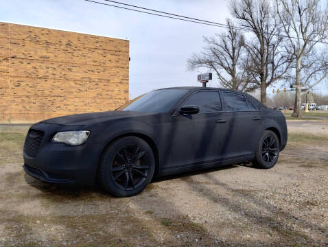 2018 Chrysler 300 for sale at Empire Auto Remarketing in Oklahoma City OK