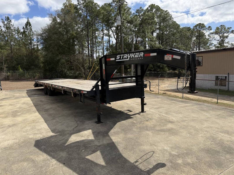 2023 Stryker Trailers 40' Gooseneck