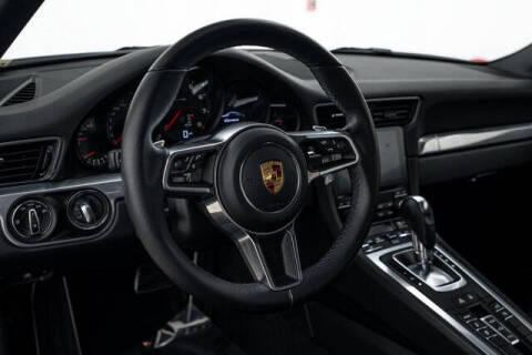 2017 Porsche 911 Carrera