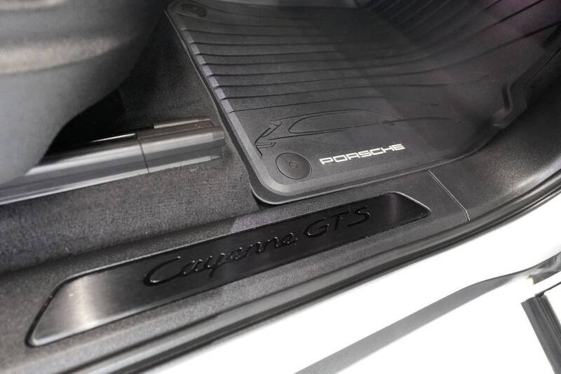 2021 Porsche Cayenne GTS