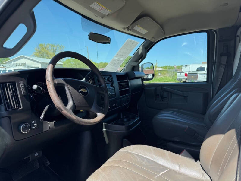 2017 Chevrolet Express 2500