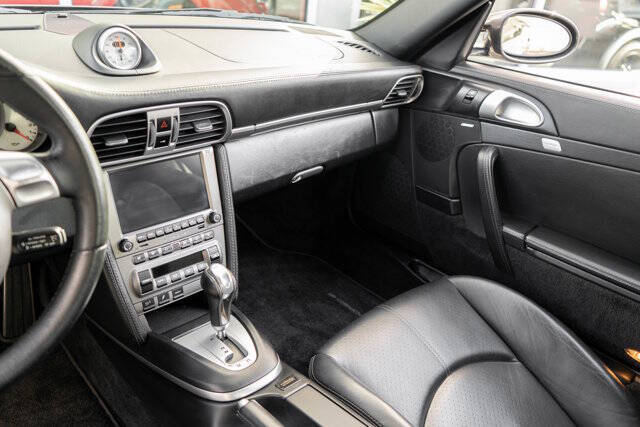 2006 Porsche 911 19