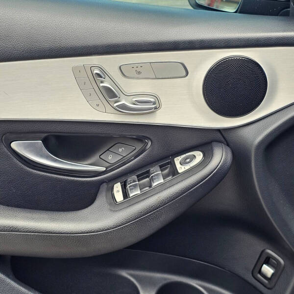 2019 Mercedes-Benz GLC GLC 300