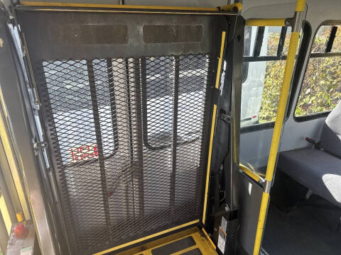 2014 Ford E-Series E-450 SD