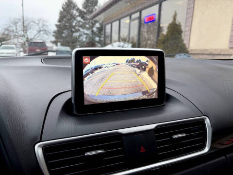 2016 Mazda MAZDA3 i Touring