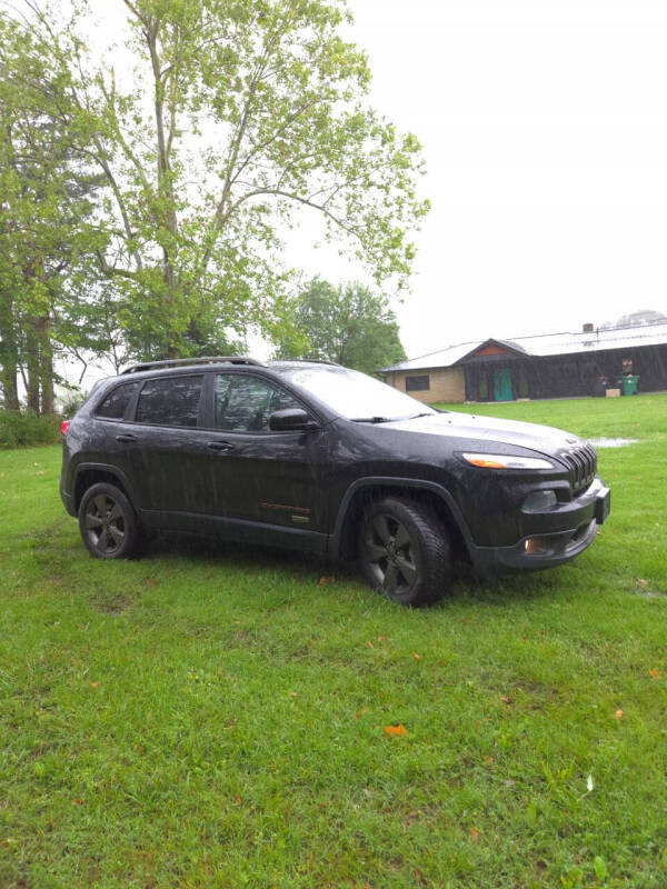 Image 5 of 2016 Jeep Cherokee Latitude 75th Anniversary