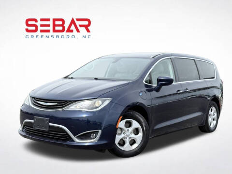 2018 Chrysler Pacifica Hybrid Touring Plus