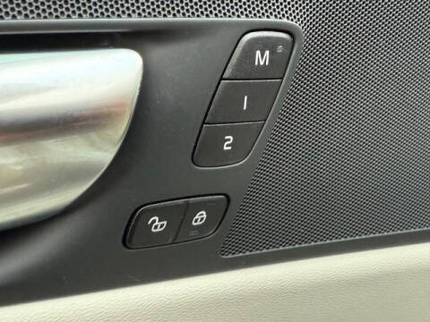 2023 Volvo XC60 B5 Core