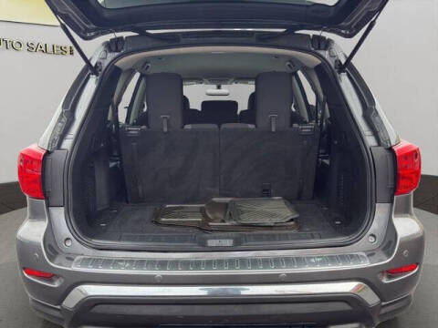 2018 Nissan Pathfinder SV