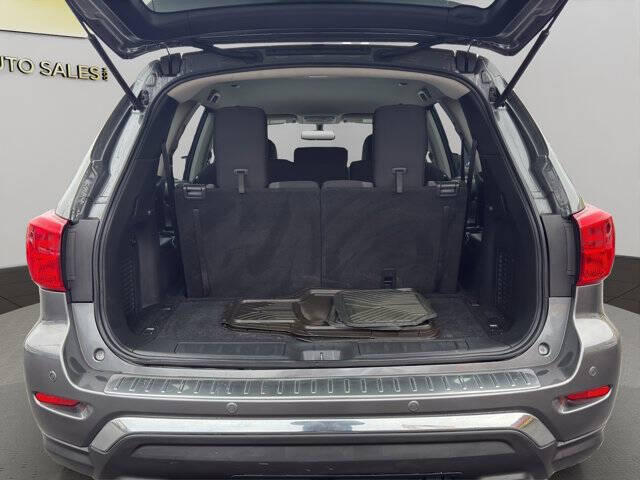 2018 Nissan Pathfinder SV