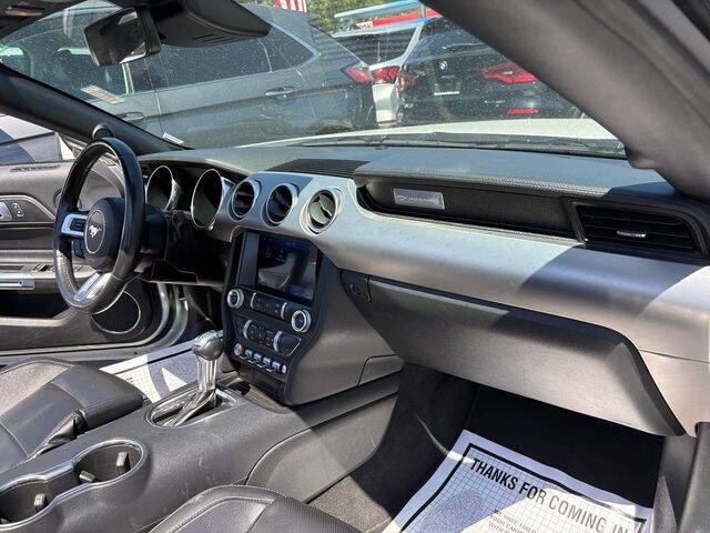 2022 Ford Mustang EcoBoost