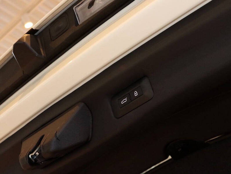 2024 Ferrari Purosangue