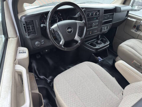 2016 Chevrolet Express 3500