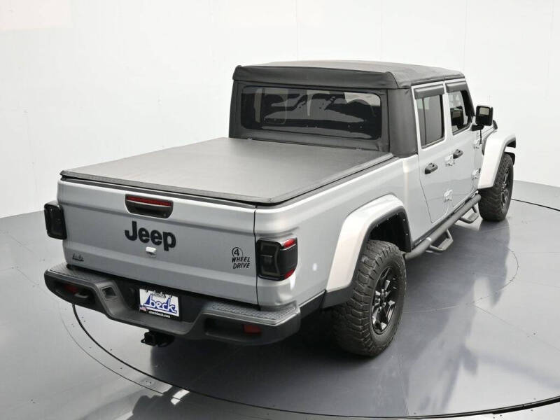 2022 Jeep Gladiator Willys