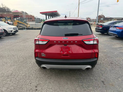 2020 Ford Escape SE