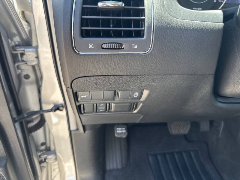 2020 Nissan Armada SV