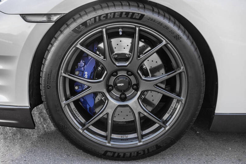 2014 Nissan GT-R Premium