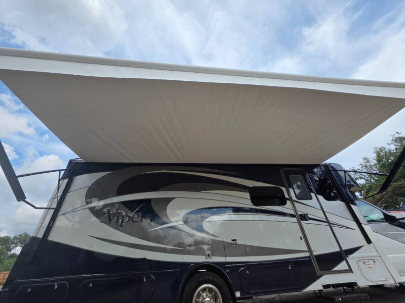 2022 NeXus RV Viper
