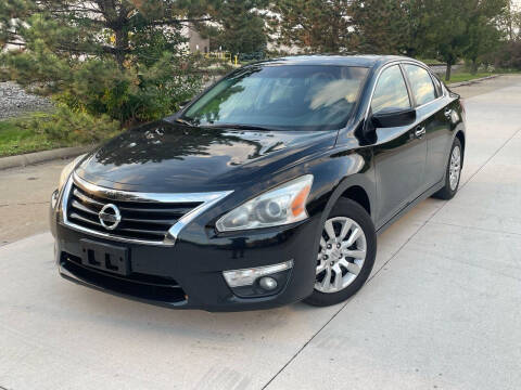 2013 Nissan Altima for sale at A & R Auto Sale in Sterling Heights MI