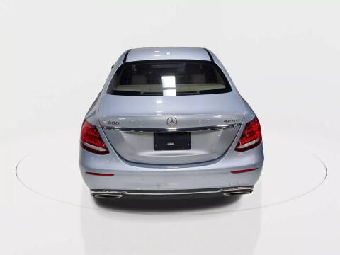 2017 Mercedes-Benz E-Class E 300 4MATIC