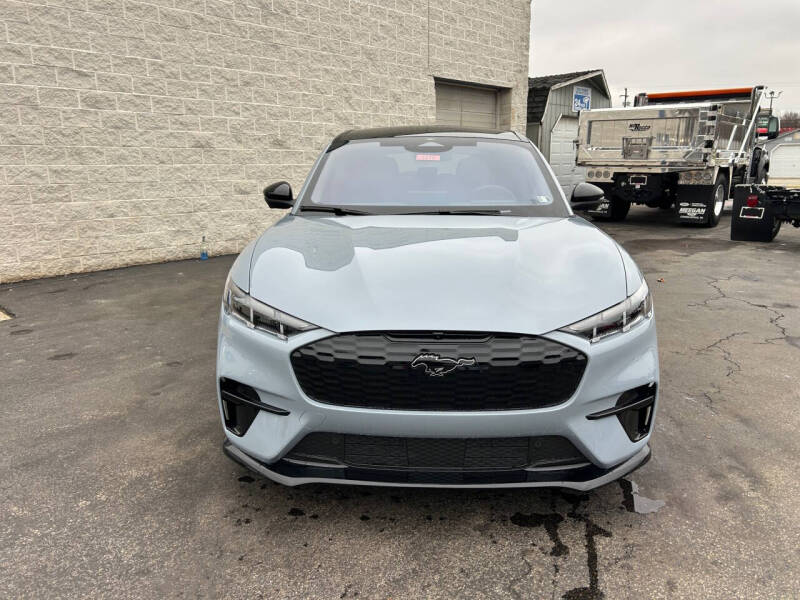 2025 Ford Mustang Mach-E GT