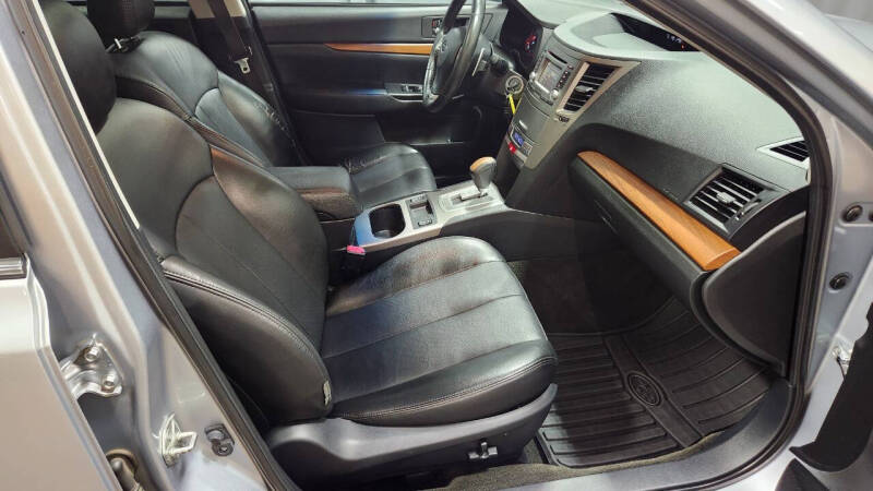 2013 Subaru Outback 2.5i Limited