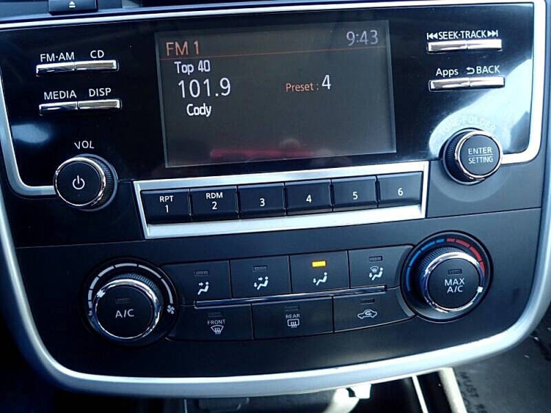 2016 Nissan Altima 2.5 SR