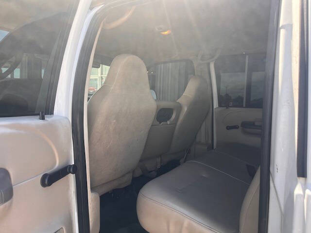 2004 Ford F-350 Super Duty Lariat