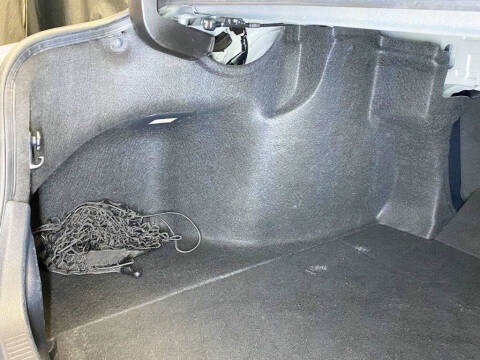 2022 Toyota Camry Hybrid XLE