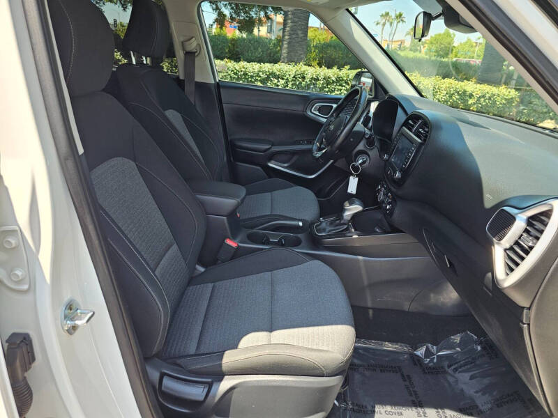 2021 Kia Soul GT-Line