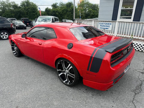 2016 Dodge Challenger 392 HEMI Scat Pack Shaker