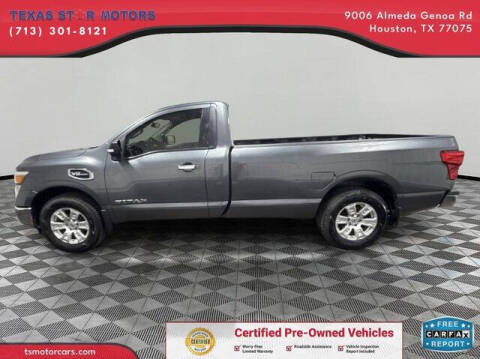 2017 Nissan Titan SV