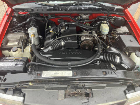 2000 Chevrolet S-10 LS Xtreme