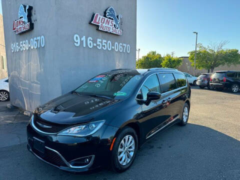 2019 Chrysler Pacifica for sale at LIONS AUTO SALES in Sacramento CA