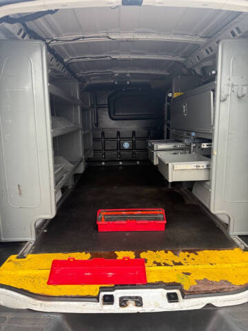 2021 Chevrolet Express 2500