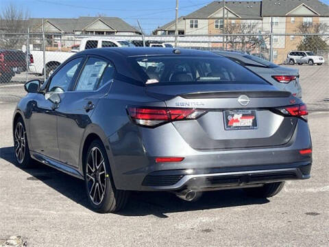 2025 Nissan Sentra SR