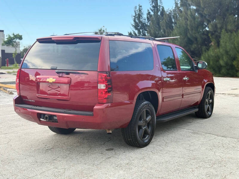 2013 Chevrolet Suburban LT