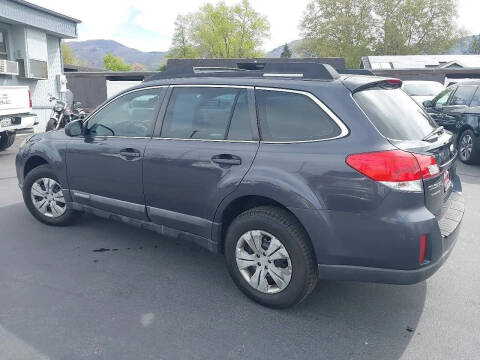 2011 Subaru Outback 2.5i